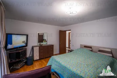 Vila cu 500 mp teren, langa British School â€” Pipera, Iancu Nicolae - foto 14
