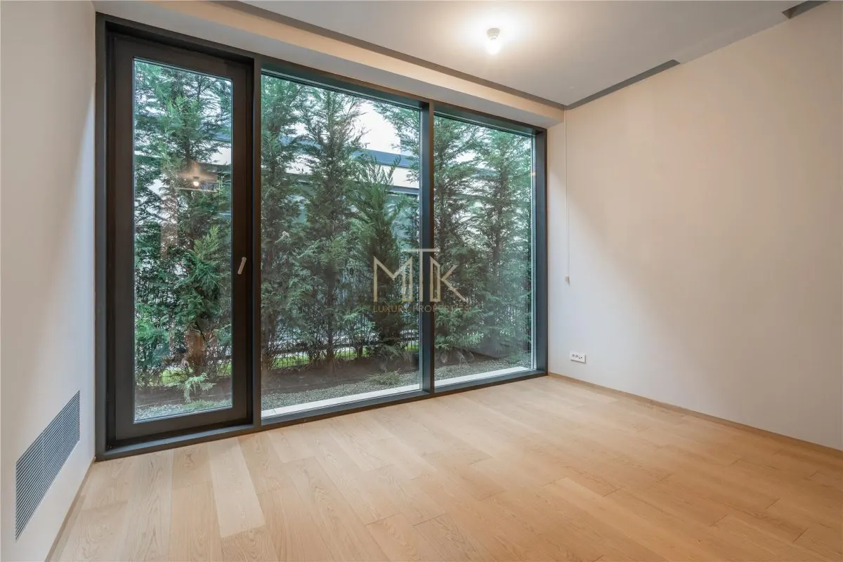 Vila de Lux Individuala cu Piscina si Finisaje Premium - 7 cam. | Iancu Nicolae - foto 12