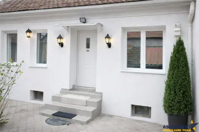 Corp de casa, proprietate tip studio, gata de mutat, Central, Brasov - Brasov