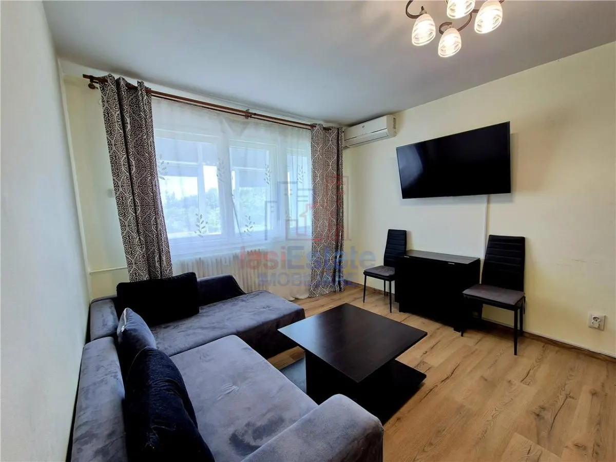 Apartament 3 Camere Luminos si cu Vedere Frumoasa - foto 1