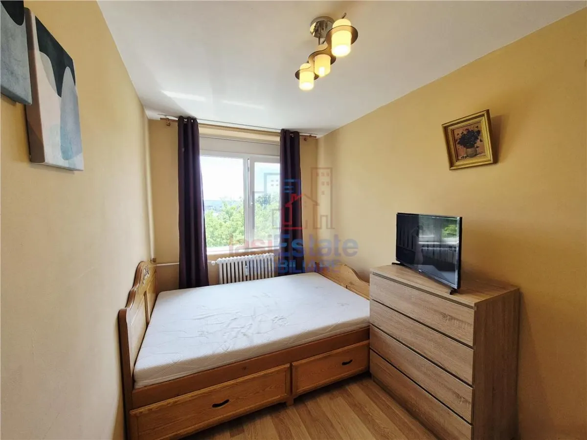 Apartament 3 Camere Luminos si cu Vedere Frumoasa - foto 11
