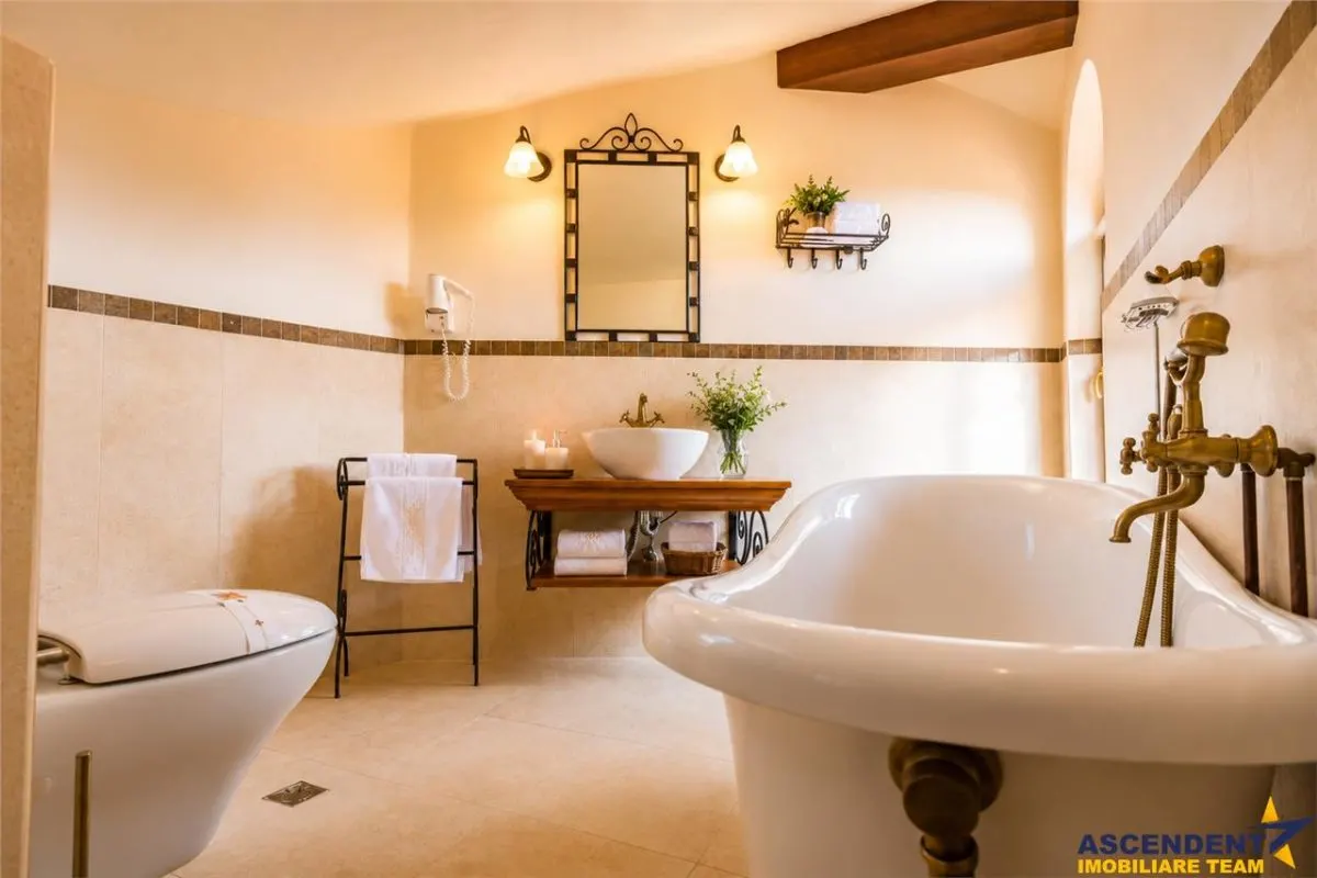 Resort montan cu: restaurant, wellness, 4.300mp teren, 5 min de Castelul Bran - foto 16