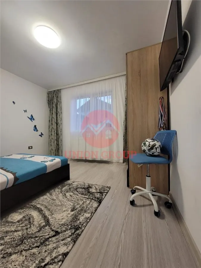 Casa in Stare Excelenta si Teren 230 mp, Lumina - foto 17