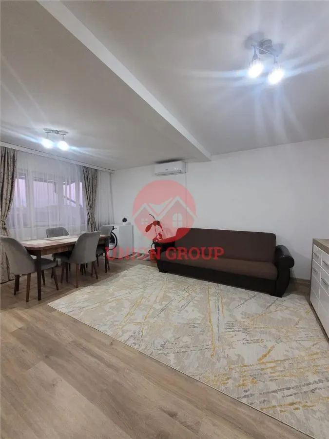 Casa in Stare Excelenta si Teren 230 mp, Lumina - foto 4