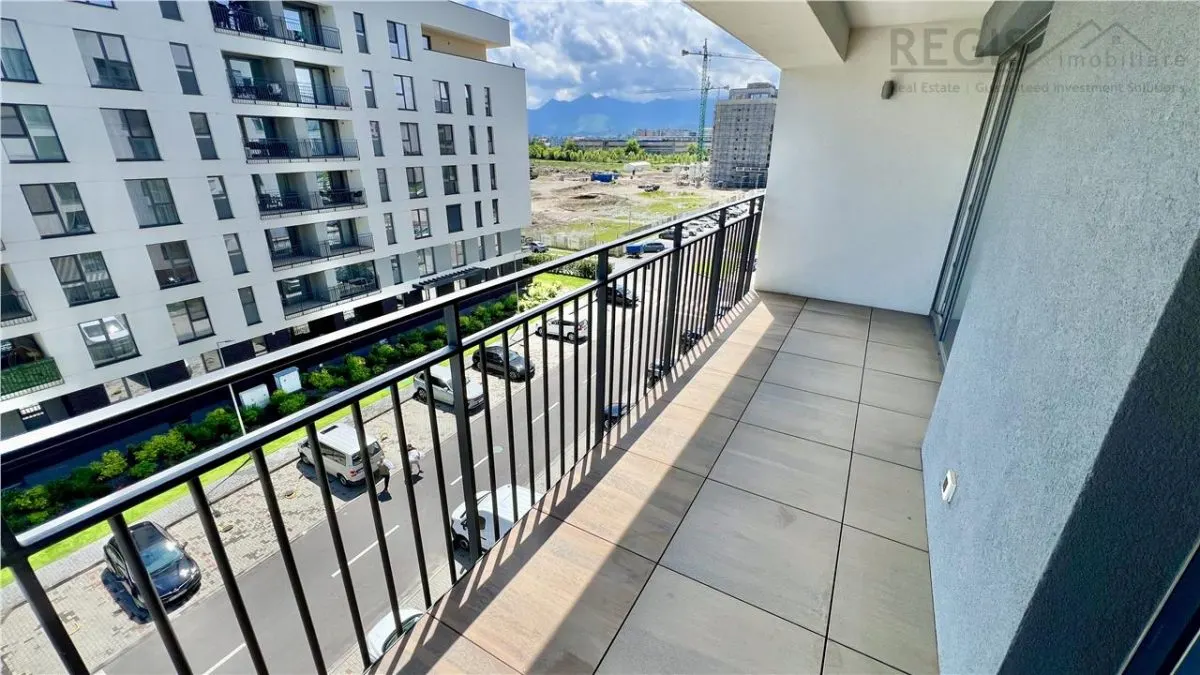 Apartament PREMIUM Coresi Kasper UPGRATED, amenajare ROVERE, 2 parcari, boxa - foto 18