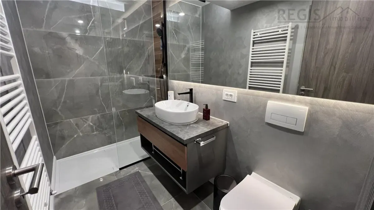 Apartament PREMIUM Coresi Kasper UPGRATED, amenajare ROVERE, 2 parcari, boxa - foto 19