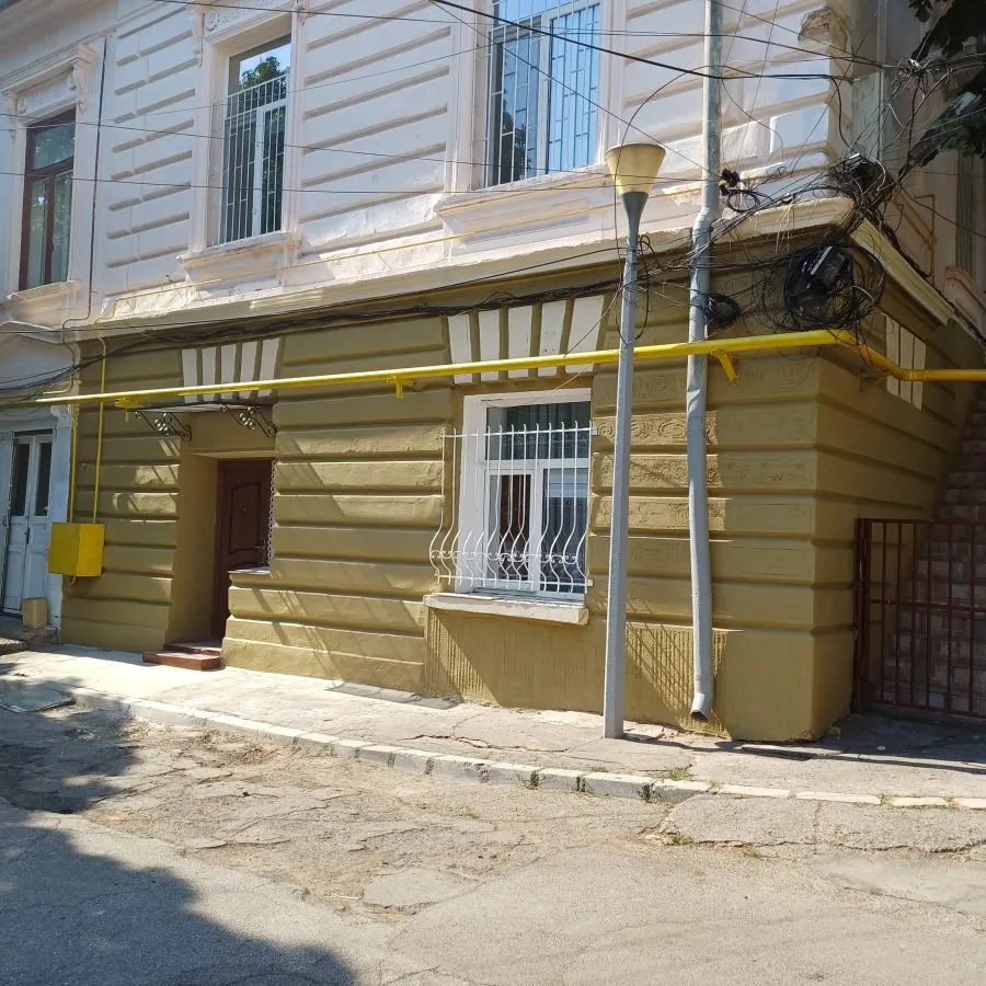 APARTAMENT ULTRACENTRAL , PIATA UNIRII, CUZA VODA 70 MP PLUS CURTE - foto 8