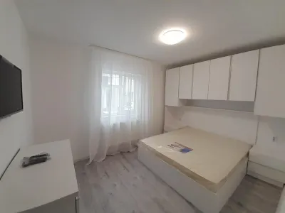 Apartament 1 camera decomandat Luca  Cetatutii predare imediata - foto 2