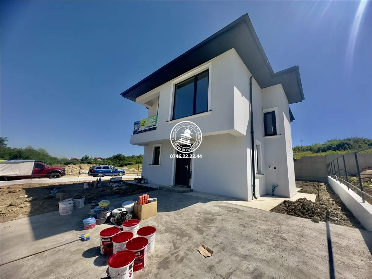 Vila  de vanzare  Visani, - foto 1