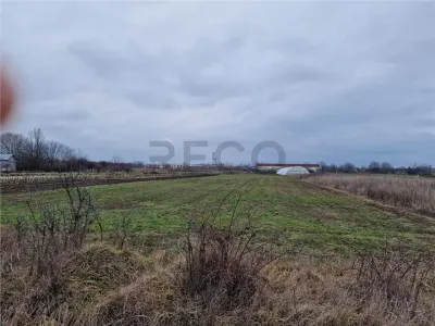 RECO Teren intravilan in Bors cu front mare - foto 2