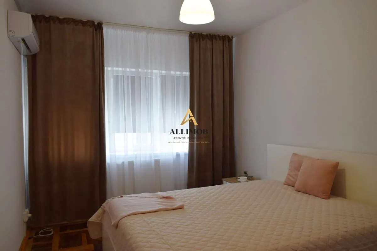 Apartament 3 camere in Targoviste, zona Micro 6 - foto 5