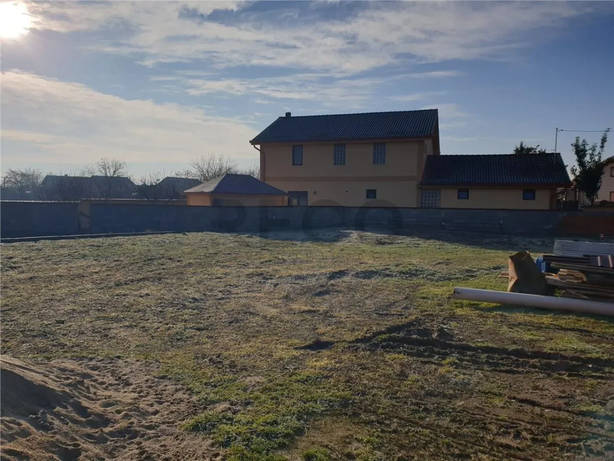 RECO Teren intravilan in Bors cu toate utilitatile - foto 3