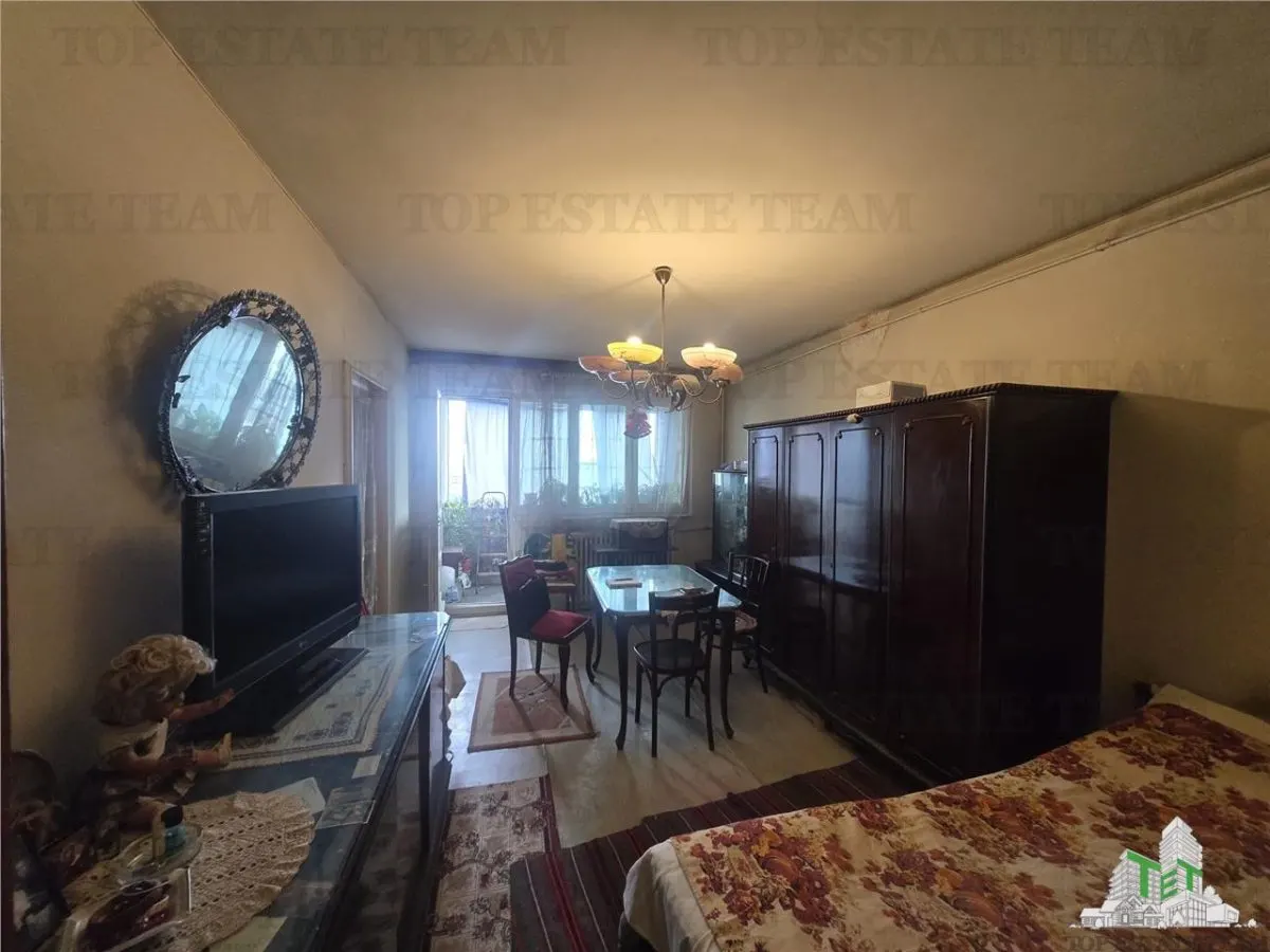 Apartament 3 camere renovabil in cartier Drumul Taberei zona Favorit, sector 6 Bucuresti - foto 1
