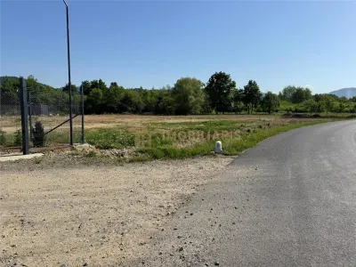 Teren intravilan 3500 mp de inchiriat, Tautii Magheraus - foto 2
