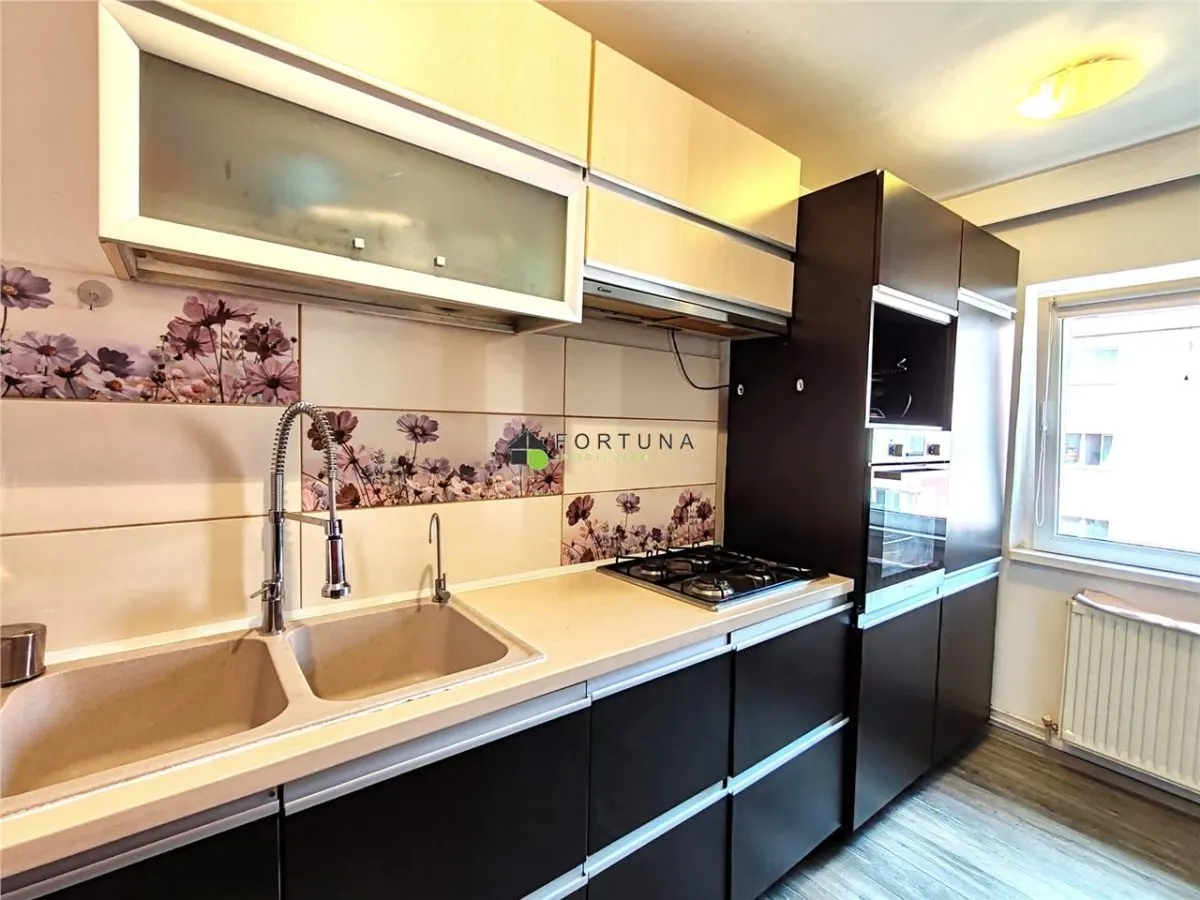 Apartament 3 camere , etaj intermediar - Astra - foto 4