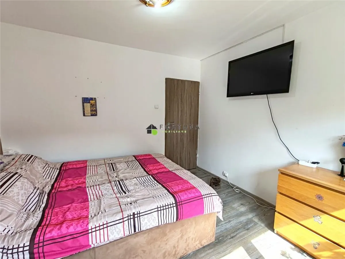 Apartament 3 camere , etaj intermediar - Astra - foto 8
