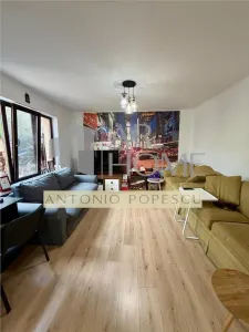 Casa 4 camere, in Ploiesti, zona ultracentrala. - foto 2