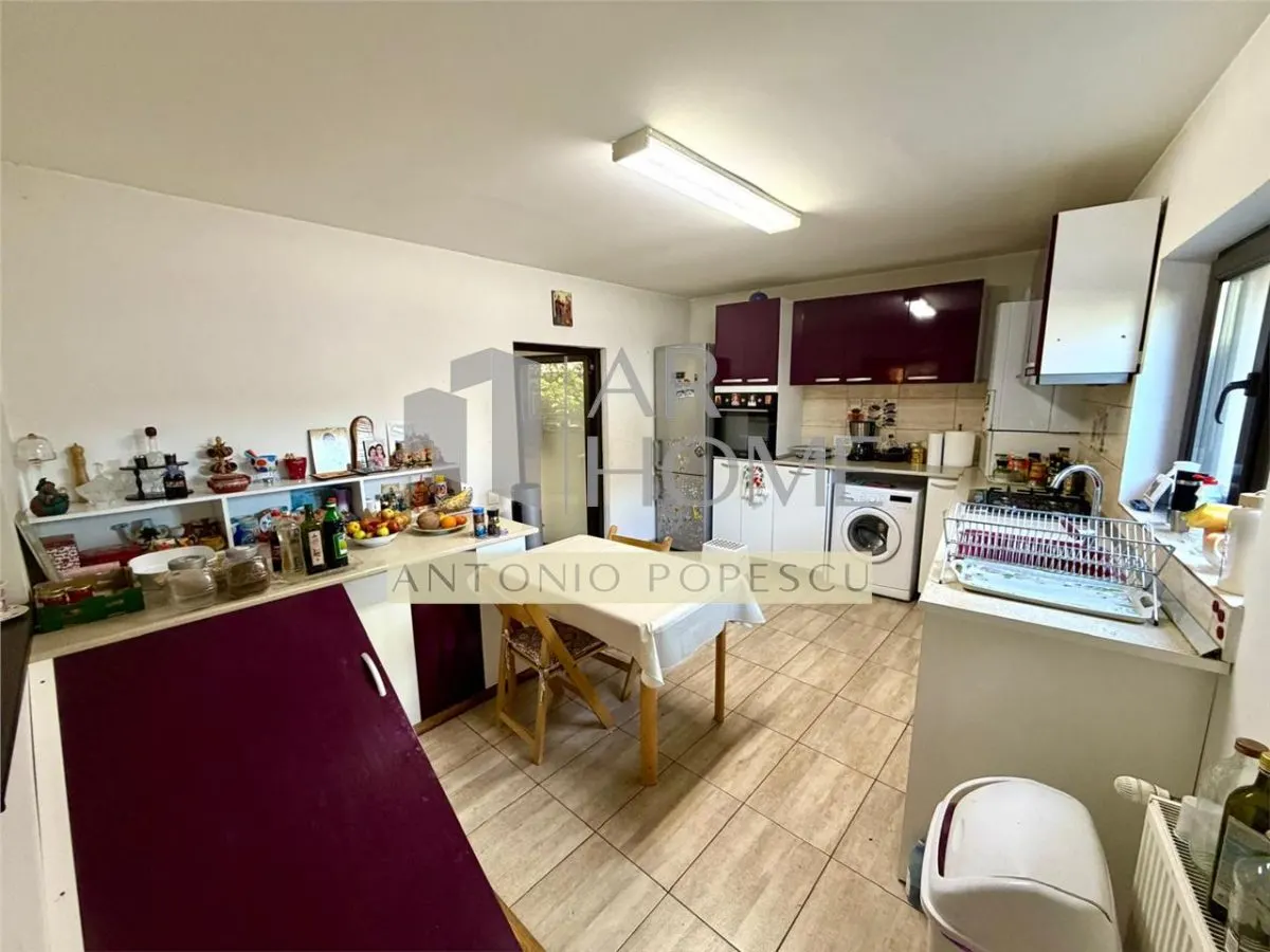 Casa 4 camere, in Ploiesti, zona ultracentrala. - foto 16