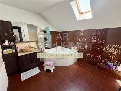 Casa 4 camere, in Ploiesti, zona ultracentrala. - foto 17