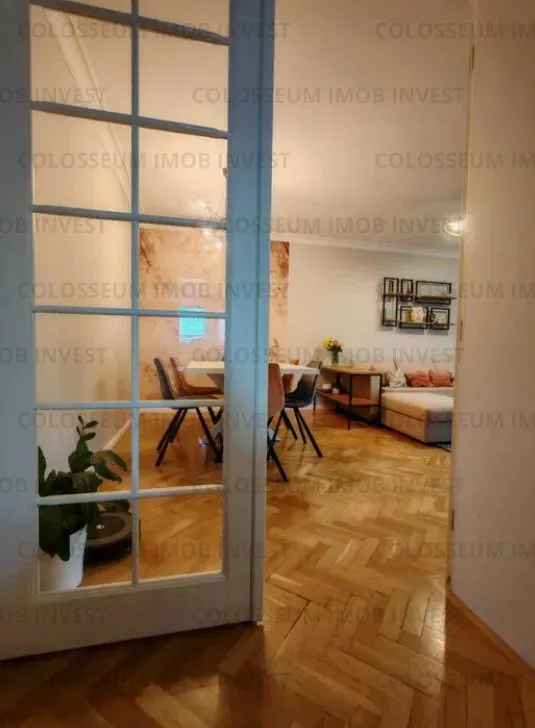Apartament 3 camere, decomandat - zona Brasovul Vechi - foto 3