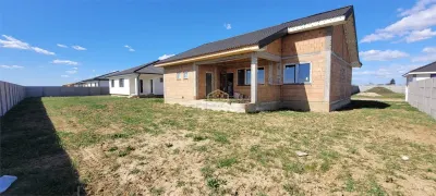 Casa Noua cu 4 camere în  Lazuri | Teren 550 mp| Ansamblu  rezidențial privat - foto 3