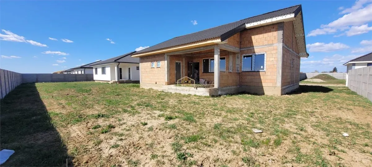 Casa Noua cu 4 camere în  Lazuri | Teren 550 mp| Ansamblu  rezidențial privat - foto 3