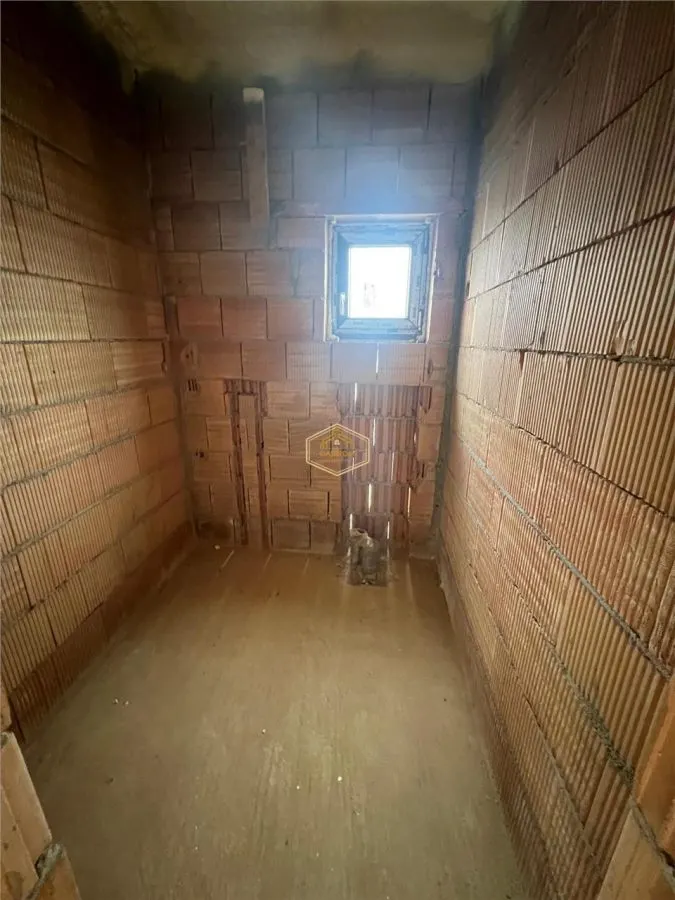 Casa Noua cu 4 camere în  Lazuri | Teren 550 mp| Ansamblu  rezidențial privat - foto 9
