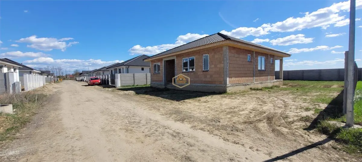 Casa Noua  cu 4 camere în Lazuri | Teren 550mp | Ansamblu rezidențial privat - foto 3