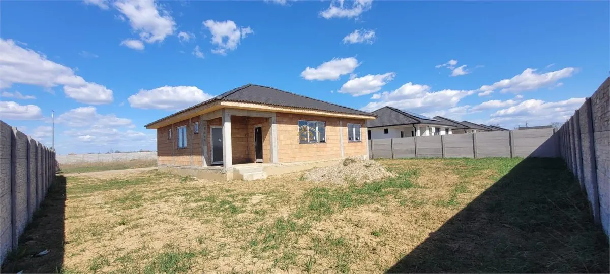 Casa Noua  cu 4 camere în Lazuri | Teren 550mp | Ansamblu rezidențial privat - foto 5