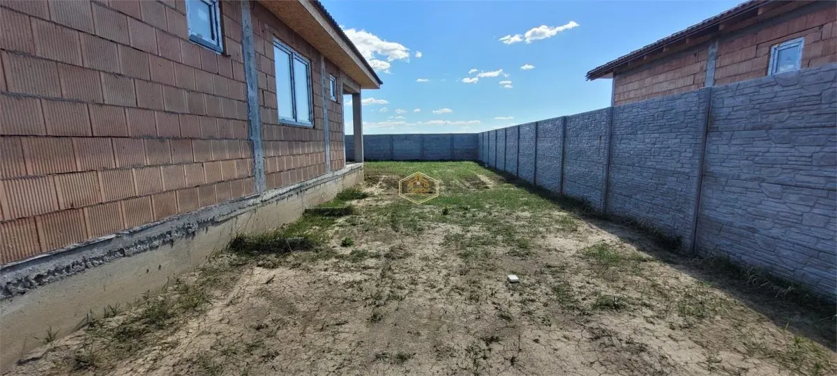Casa Noua  cu 4 camere în Lazuri | Teren 550mp | Ansamblu rezidențial privat - foto 7