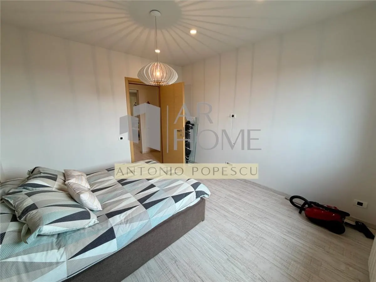 Apartament 3 camere, parcare subterana, Ploiesti, ultracentral. - foto 13