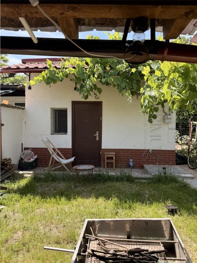 IOSEFIN - AP. 1 CAMERA - mobilat, utilat, centrala proprie, curte comuna - foto 1