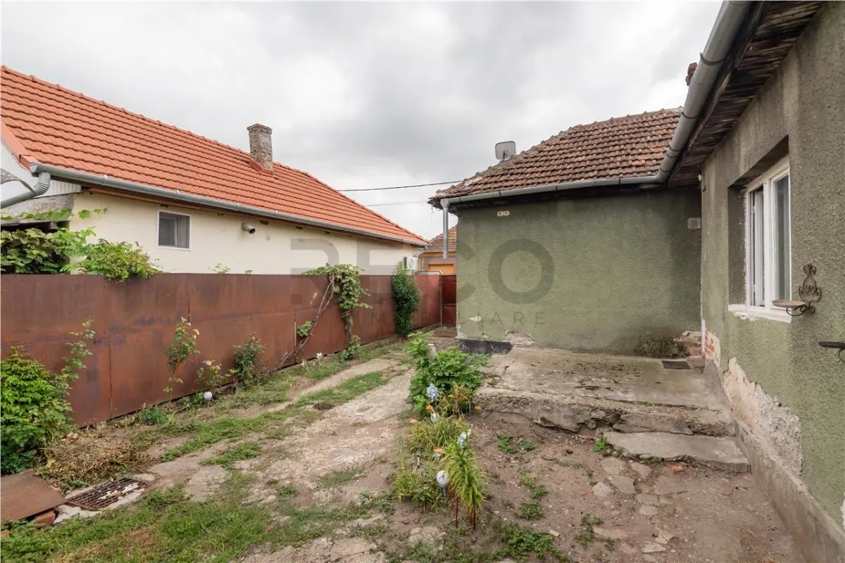 RECO Casa renovabila cu teren de 620 mp in Cantemir - foto 4