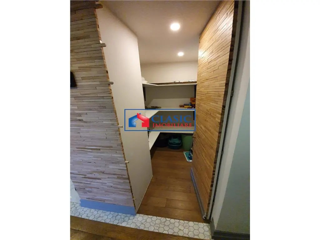 Inchiriere apartament 3 camere de LUX in Centru- Piata Mihai Viteazu - foto 15