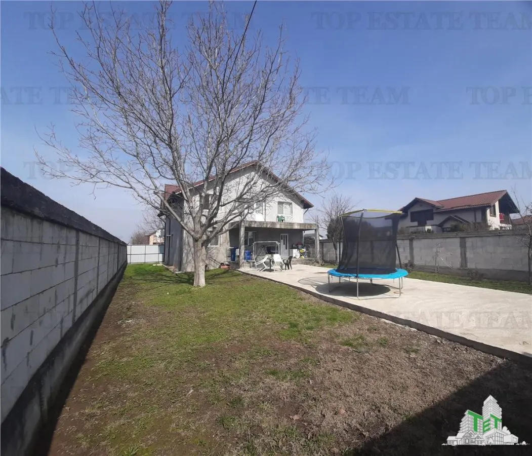Casa spatioasa cu 8 camere si teren de 801 mp - ideala pentru 2 familii - foto 13