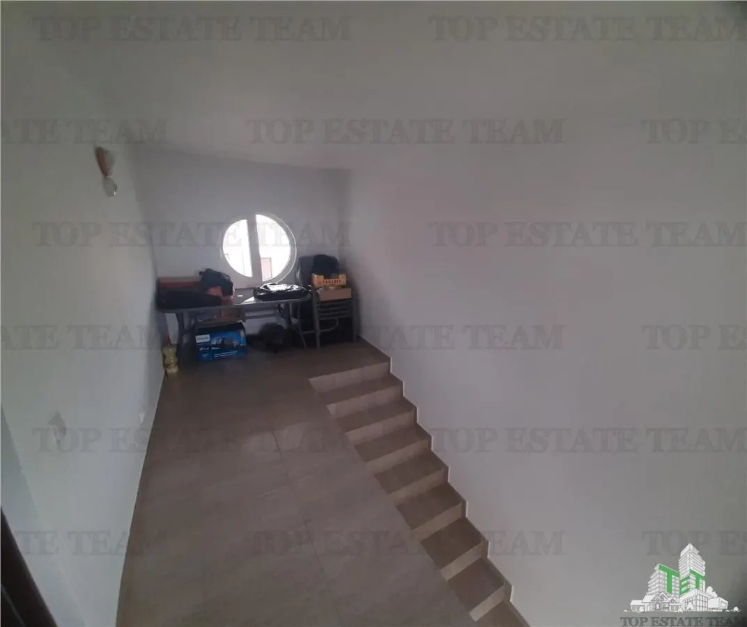 Casa spatioasa cu 8 camere si teren de 801 mp - ideala pentru 2 familii - foto 20