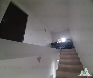 Casa spatioasa cu 8 camere si teren de 801 mp - ideala pentru 2 familii - foto 21