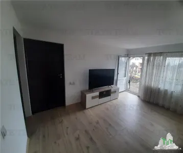 Casa spatioasa cu 8 camere si teren de 801 mp - ideala pentru 2 familii - foto 4