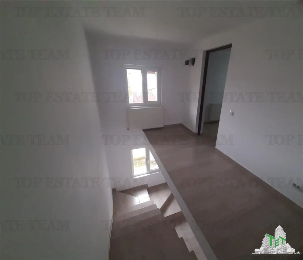 Casa spatioasa cu 8 camere si teren de 801 mp - ideala pentru 2 familii - foto 7