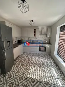 Inchiriere casa individuala constructie noua cu 5 camere in Dezmir - foto 2