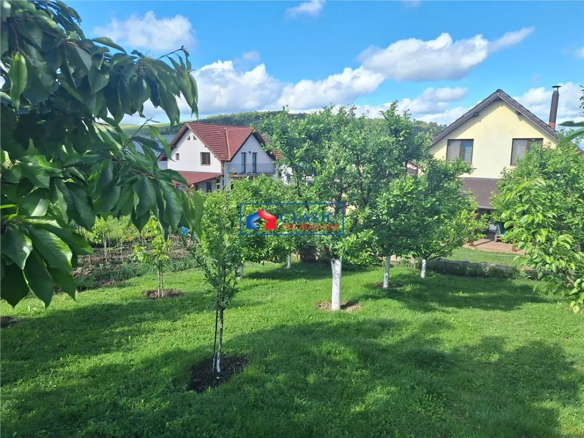 Vanzare casa individuala cu gradina matura Campenesti Apahida, Cluj-Napoca - foto 1