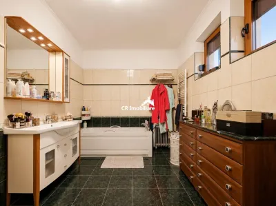Vila de vanzare 5 camere Sisesti - foto 5