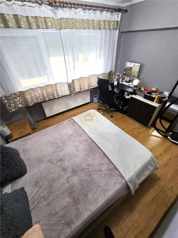 Apartament 3 camere | Bloc din BCA | Micro 16 - foto 13