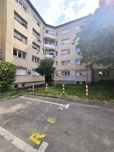 Apartament 3 camere | Bloc din BCA | Micro 16 - foto 17