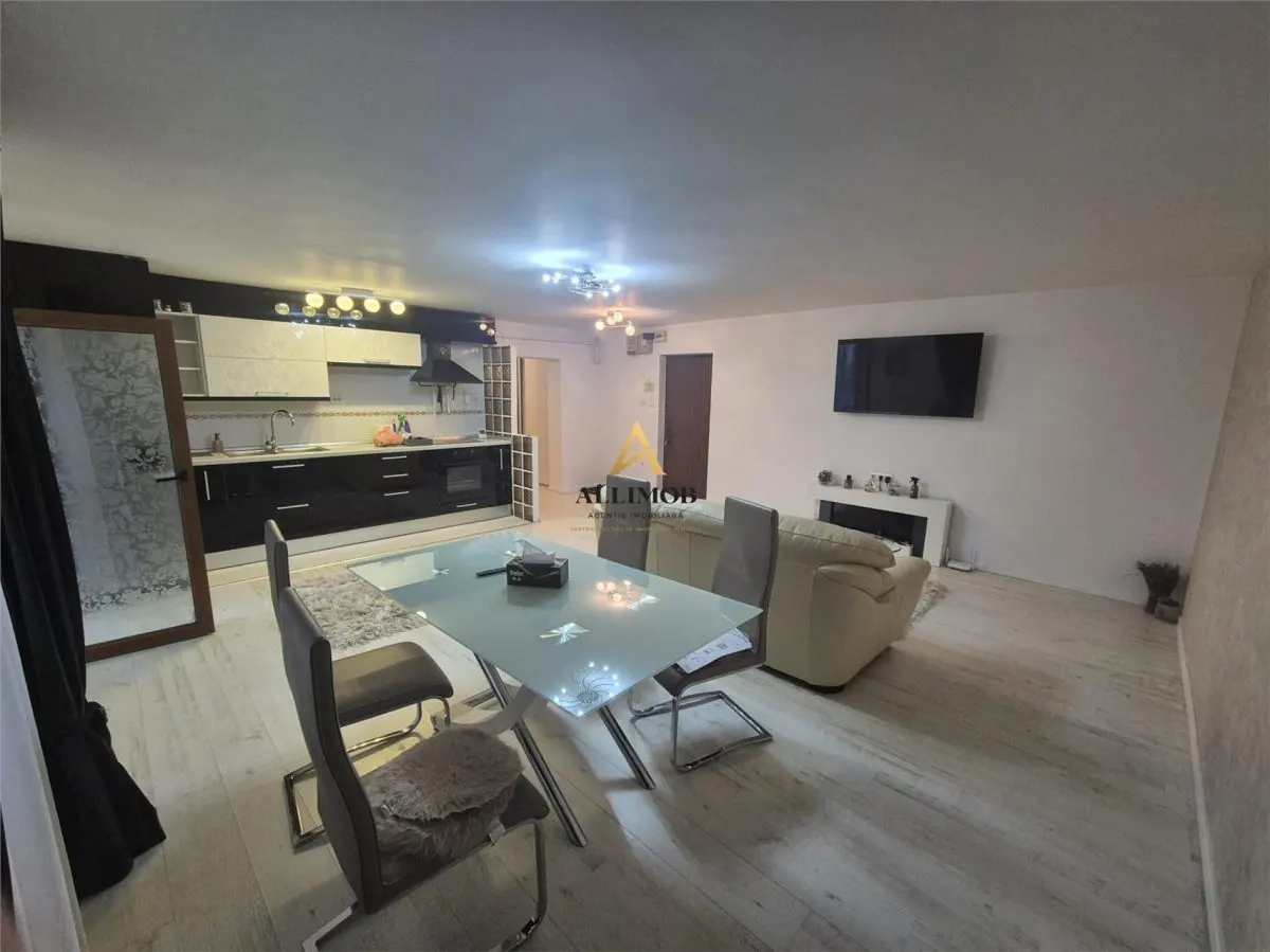 Apartament 3 camere in Targoviste, zona Constantin Brancoveanu - foto 2