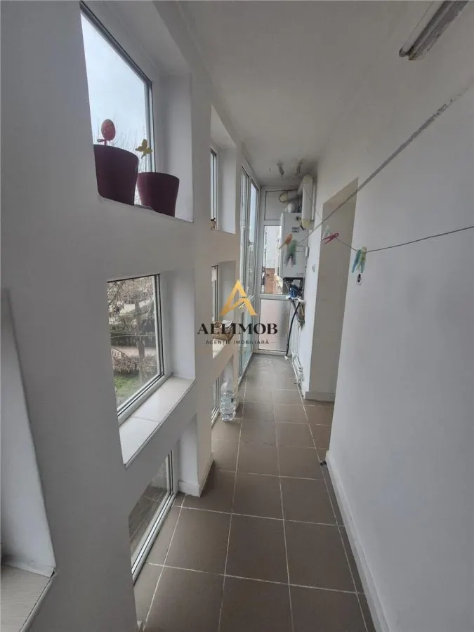 Apartament 3 camere in Targoviste, zona Constantin Brancoveanu - foto 12