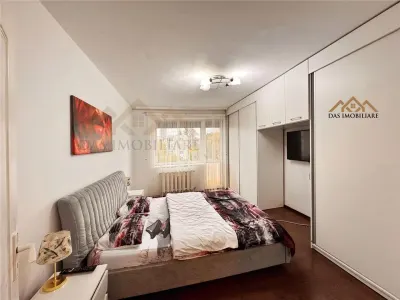 Apartament 2 camere, ultracentral, etaj 3 din 4 - foto 5