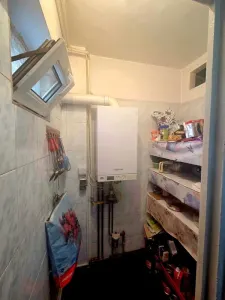Apartament 3 camere, 2 bai, 2 balcoane, etaj intermediar zona Noua - foto 6
