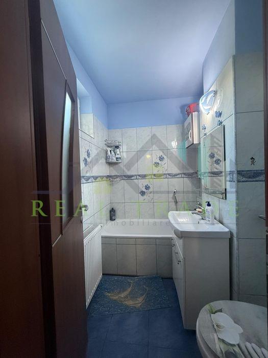 Apartament 3 camere,  etaj intermediar zona  Garii - foto 15