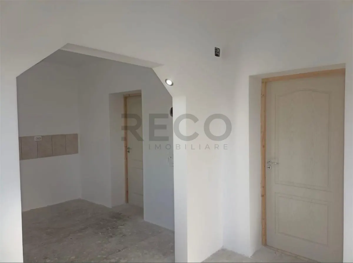 RECO- Casa renovata complet în Sântimreu - foto 2